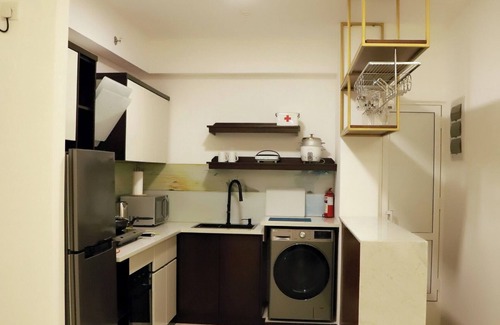 Uswetakeiyawa Apartment | Beachfront Apartment Near Colombo with Ocean View