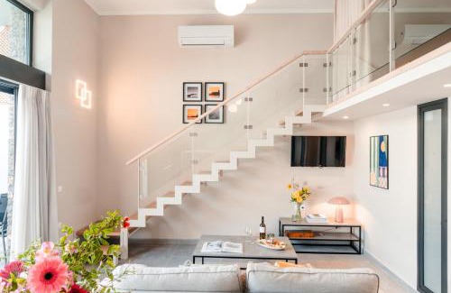 Poros Apartment | Beachfront apartment at Neorio Beach