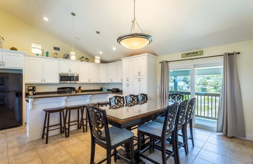 East End House | BEACHFRONT! Awesome Views! Two Gulf Front King Master Suites!