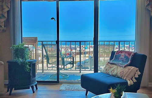 North Wildwood Condo | BEACHFRONT BEAUTY CONDO Sleeps 6, 2 BR, 2 Ba, 2 Private balconies, heated pool