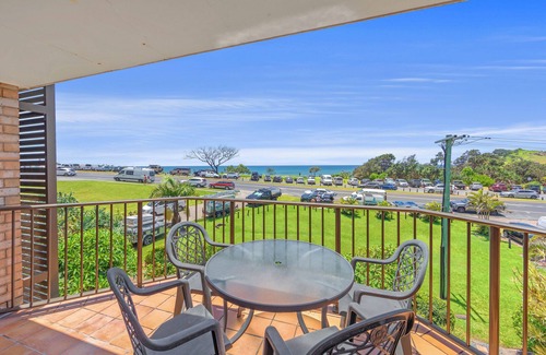 Bogangar Apartment | Beachfront Bliss: 2-Bedroom Oceanview Apartment at Cabarita Beach