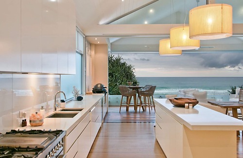 Palm Beach House | Beachfront Bliss - Absolute Beachfront Palm Beach - Linen Provided