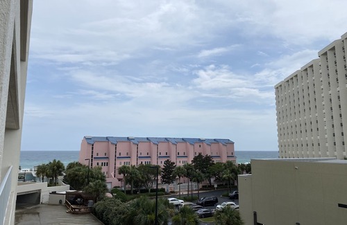 Sandestin Condo | ★ BEACHFRONT BUILDING Professional decorated – 2BR Corner Unit in Tops’l