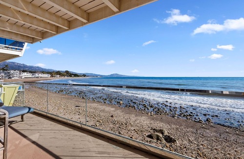 Montecito House | Beachfront Bungalow on Miramar Beach