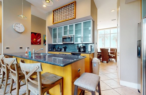 South Padre Island Condo | Beachfront Complex with Private Hot Tub, Shared Pool, Fitness Room, & Game Room