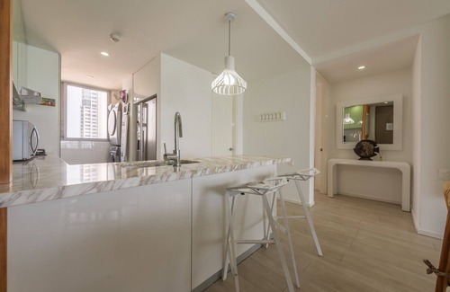 Bocagrande Apartment | Beachfront Luxury Condo in 15th Floor -Morros City