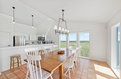 Port Aransas House | Beachfront, community pool & hot tub, EV charger!