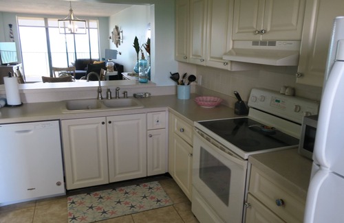 Hutchinson Island South Condo | Beachfront condo with a private beach and endless views of the Treasure Coast.