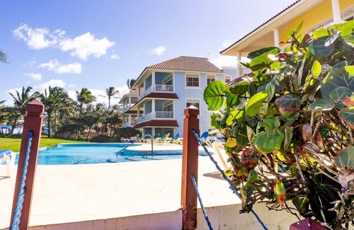 Cabarete Condo | Beachfront condo with Jacuzzi and pool