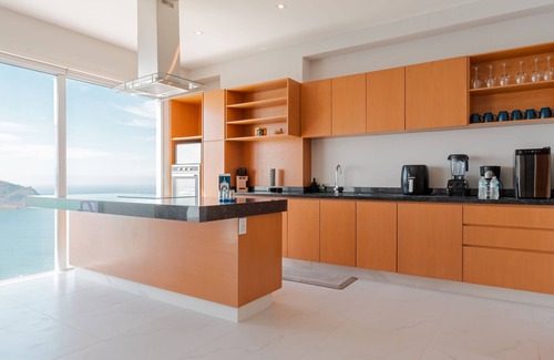 Mazatlan Apartment | Beachfront Condo with Magnificent views