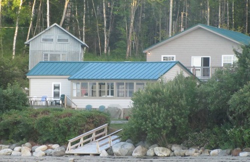 Salsbury Cove Cottage | BEACHFRONT COTTAGE ON FRENCHMAN'S BAY Sleeps 7! Only 5 miles from ACADIA!