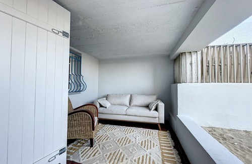 Carnon-Plage Apartment | Beachfront F3 Apartment with Parking in Carnon, Renovated, Direct Beach Access, Terraces, and Chic Decor