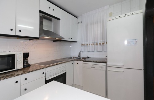 Miami Platja Apartment | Beachfront Family Holiday with sea views · UHC LOS FLAMENCOS 013
