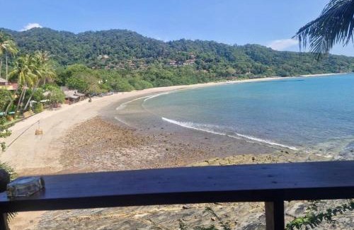 Ko Lanta Apartment | beachfront family house kantiang