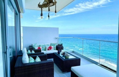 Juan Dolio - El Pueblo Apartment | Beachfront FL21 Con Tina Aquarella