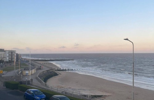 Walton on the Naze Apartment | Beachfront with sea views. Pet friendly