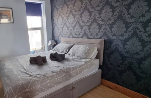 Walton on the Naze Apartment | Beachfront with sea views. Pet friendly