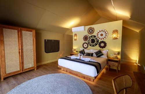 Tianyar Hotel | Beachfront Glamping - Escape in Nature