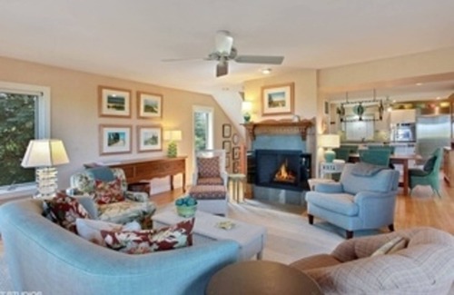 Michigan City House | Beachfront, Gorgeous 5 Bedroom Home in Michigan City, IN (Sleeps 14)