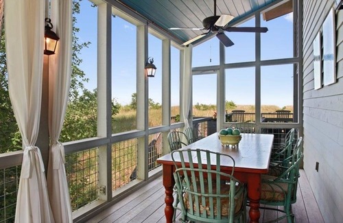 Michigan City House | Beachfront, Gorgeous 5 Bedroom Home in Michigan City, IN (Sleeps 14)