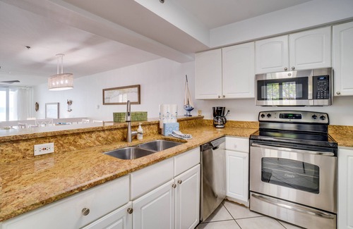 Holmes Beach Condo | Beachfront - Hidden Cove Unit 1 by SeaBreeze Vacation