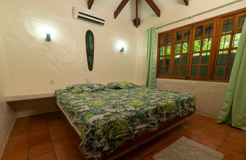 Palm Beach Estates House | Beachfront Home 3BR 2BA on a World Class Surfing Beach! ENJOY THE BEACH LIFE!!