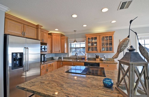 Ilexhurst House | BEACHFRONT HOUSE DIRECTLY ON SOFT SUGAR WHITE SANDS