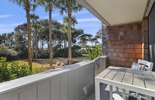 West Beach Village Condo | BEACHFRONT Kiawah Villa! 2BR Upscale, Modern! Great West Beach Location!