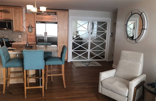 South Haven Condo | BEACHFRONT LAKE FACING Lake Michigan 1BR - private beach/heated pool/sundeck!