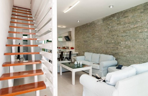 San Agustin Cottage | Beachfront Las Burras FA03 by VillaGranCanaria
