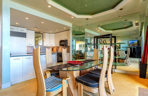 Wailea Condo | Beachfront Living - Makena Surf E-202 - Mesmerizing Views & Tropical Landscapes