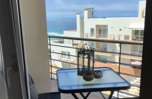 Foz do Arelho Condo | Beachfront loft with incomparable sea view and huge roof terrace.