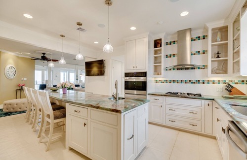 Sands Of Kahala Beach House | Beachfront Luxury! Huge Patio & Deck, Dog Friendly & Fenced, Stunning Gulf Views