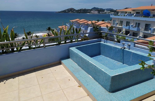 Manzanillo Apartment | Beachfront Penthouse in the heart of Manzanillo