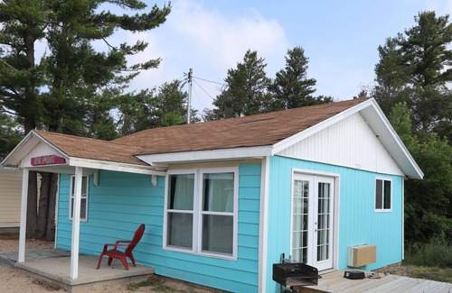 Oscoda Resort | Beachfront on Lake Huron!!