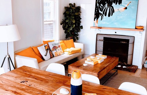 Kenberma House | Beachfront on Nantasket - Renovated Cottage