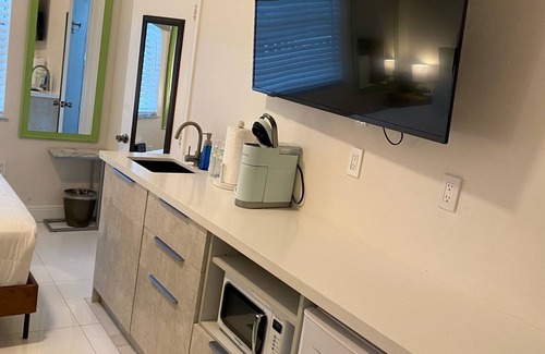South of Fifth Apartment | BeachFront On The Sand #133-FreeParking- 335 OceanDr-SoFi-SouthBeach