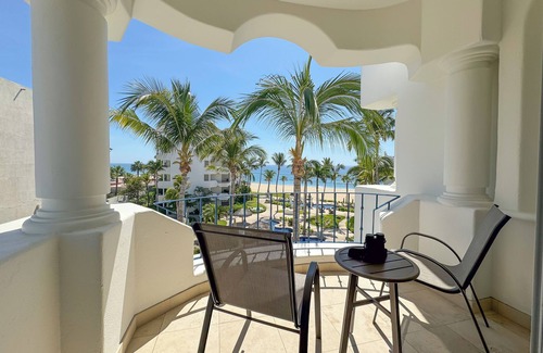 San Jose del Cabo Condo | Beachfront Paradise at Costa Azul