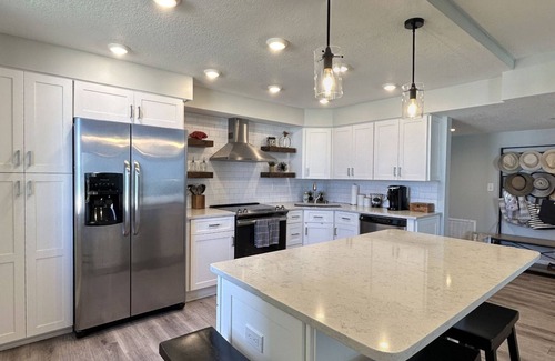 Sand Key Condo | BEACHFRONT PARADISE-WALK TO SAND KEY BEACH/HEATED POOL/BBQ/CLUBHOUSE/PARK/SHOPS!