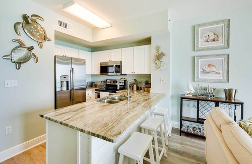 Miramar Beach Condo | Beachfront PCB Condo w/Ocean View & Pool Access!