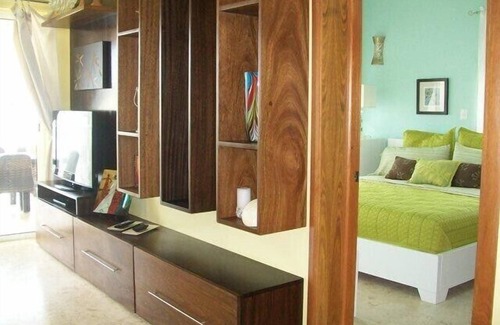 Veron Condo | Beachfront Playa Turquesa 2 BR/2 BA Penthouse Condo w/ Rooftop 50mbps WIFI