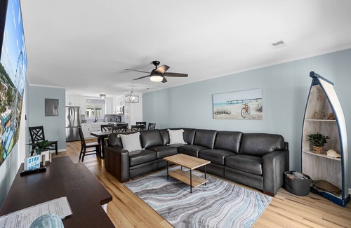 Ocean Isle Beach Condo | BEACHFRONT! Recently Updated 2 Bedroom 2 Bath Condo