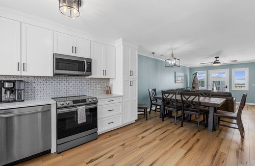 Ocean Isle Beach Condo | BEACHFRONT! Recently Updated 2 Bedroom 2 Bath Condo