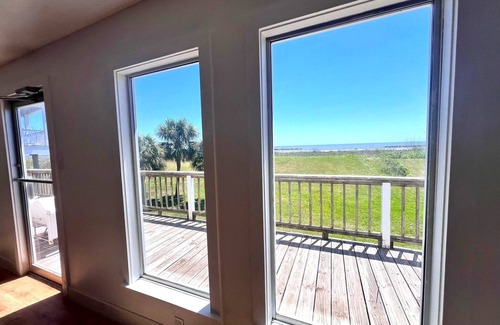 Grand Isle House | Beachfront Redfish- Coastal Realty Group