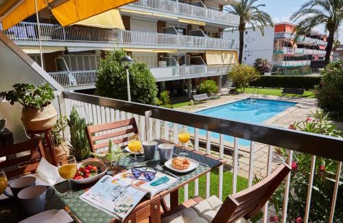 Castelldefels Apartment | Beachfront Resort Apartment