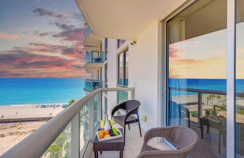 Sunny Isles Beach Apartment | Beachfront Resort Pool Ocean View Balcony Gym