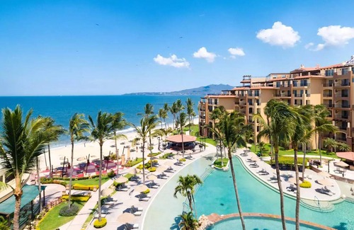 Flamingos Hotel | Beachfront Resort w/Luxurious Amenities-Villa Del Palmar Flamingos Resort & Spa