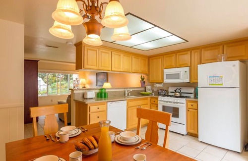 Oxnard Shores Hotel | Beachfront Retreat | 4 Units | Mandalay Beach Access