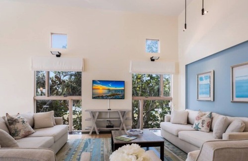 Boca Grande House | Beachfront Sanctuary Luxury 3 Bedroom Home with Pool