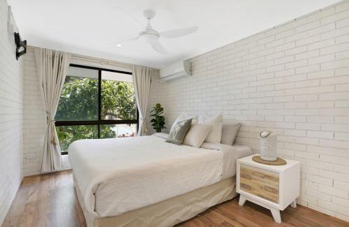 Buddina Apartment | Beachfront Styled 2 BR Apt w Pool at Buddina